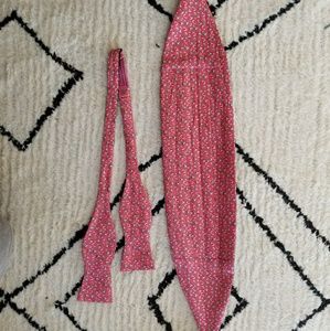 Vineyard Vines Bow Tie and Cummerbund Set